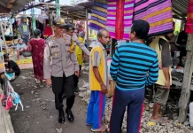 Patroli Dialogis Polsek Pantar Amankan Pasar Kabir