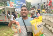 Warga Kalabahi Harap Pasar Murah Terus Digelar Secara Berkala