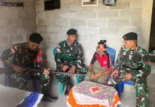 Warga Serahkan Senpi jenis Springfield ke Satgas