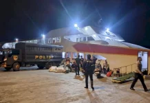 Ratusan Jirigen Minuman Keras Diamankan Polisi di Pelabuhan Dulionong Alor