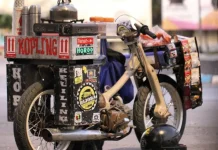 Motor Klasik Estetik Jadi Identitas Bisnis Kopi Cup