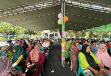 Pesona Tenun Alor Warnai Peringatan Kartini 2026
