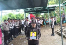 Polres Belu Gelar Upacara Pemakaman Kedinasan Purnawirawan PELDA Rofinus Selem