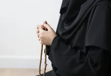 Renungan Islam: Keutamaan Amal dan Ilmu bagi Manusia