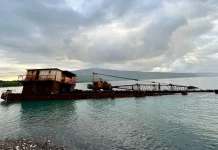 Pantai Nurdin Alor, Pesona Eksotis dengan Kapal Karam yang Ikonik