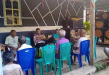 Bhabinkamtibmas Damaikan Warga yang Melakukan Perbuatan Tidak Menyenangkan