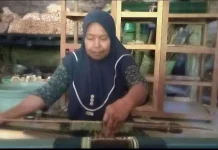 Tenun Ikat Desa Ternate Jadi Simbol Identitas dan Warisan Budaya