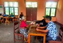 Sebanyak 37 KPM di Desa Sungkaen TTU Menerima Program PKH Tahap II