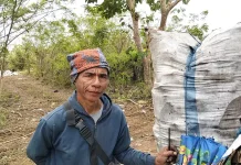 Pengepul Sampah di Keneb Minta Pemkab TTU Membantu APD Demi Keselamatan Kerja