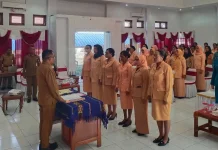 Sekda Alor Harapkan Dharma Wanita Perkuat Kontribusi Pembangunan Daerah