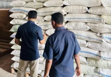 Kabulog Kancab Atambua Pantau Stok dan Kualitas Beras di Gudang Jenilu