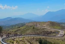 Berlari di Ujung Negeri, Merasakan Indonesia dari Piebulak