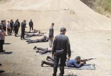 Polres Alor Gelar Latihan Menembak, Tingkatkan Keterampilan dan Kesiapsiagaan Pe