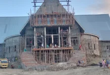Gotong Royong dalam Pembangunan Gereja Bitefa-TTU