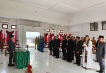 Pemkab Alor Lantik Enam Pejabat, Tekankan Integritas dan Pelayanan Publik