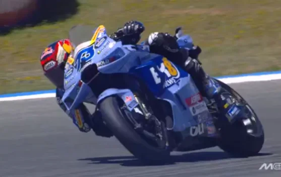 Alex Marquez Rajai Sirkuit Jerez, Motor Marc Marquez Terbelah Dua