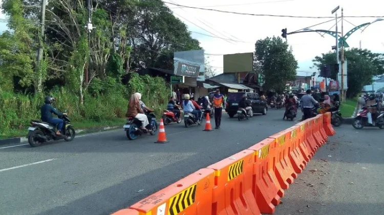 Dishub Aceh Besar Perketat Pengamanan Lalu Lintas di Jalan Balik Arah Depan KONI