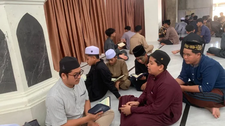 Ramadhan Qur’anic Camp: 400 Santri Insan Qur’ani Ikuti Daurah Al-Qur’an