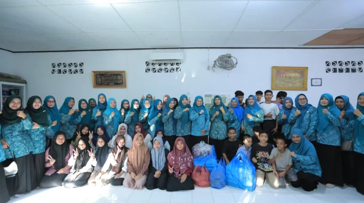 TP PKK Banda Aceh Bakti Sosial Ramadan