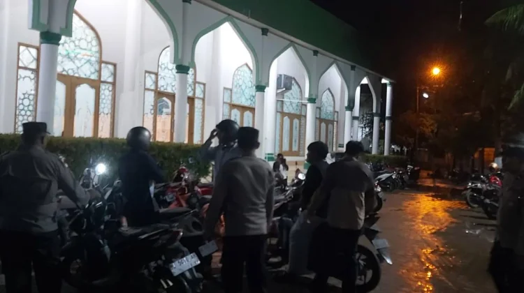 Polresta Banda Aceh Amankan Pelaksanaan Salat Tarawih