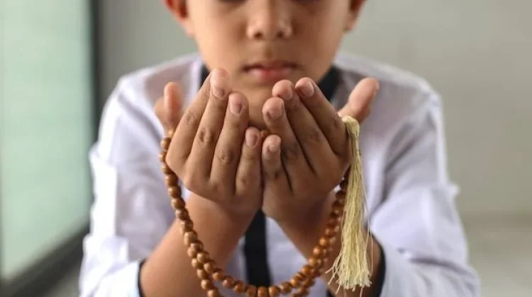 Jangan Sampai Salah! Begini Lafal Niat Puasa Ramadan