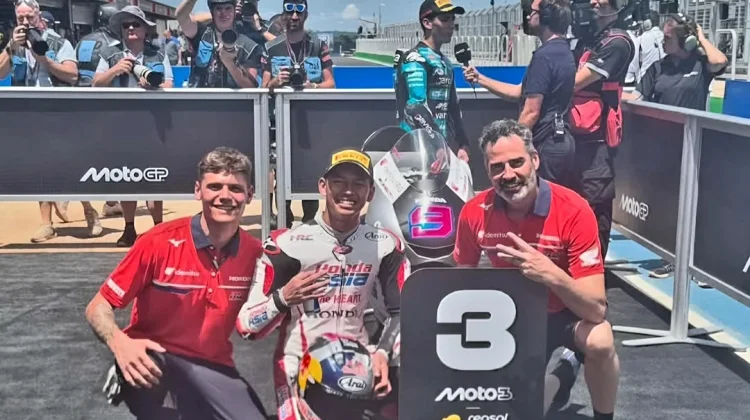 Veda Ega Pratama Raih Podium Moto3, Merah Putih Berkibar di Brasil