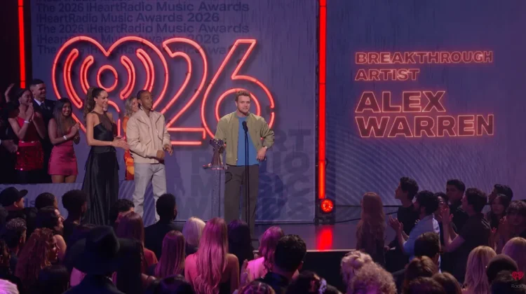 Alex Warren Menang Song of the Year iHeartRadio 2026