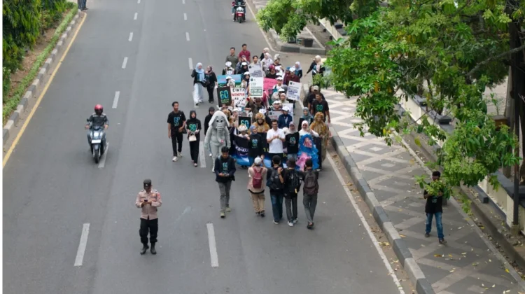Parade Komunitas Semarakkan Earth Hour di Banda Aceh
