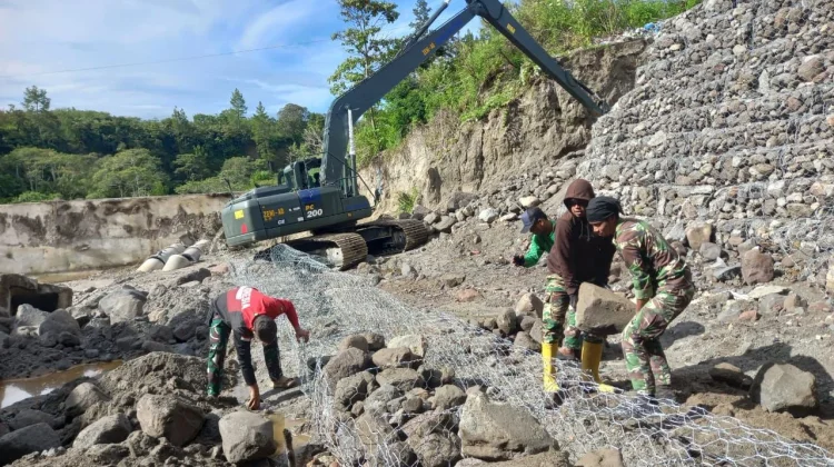 Prajurit Kodam IM kebut Pengerjaan Jembatan Bailey di Karang Rejo, Bener Meriah