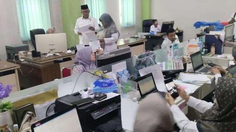 Kakanwil Kemenag Aceh Sidak Pegawai