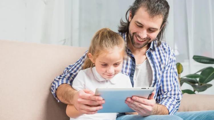 Tips Bijak Edukasi Penggunaan Gadget Anak