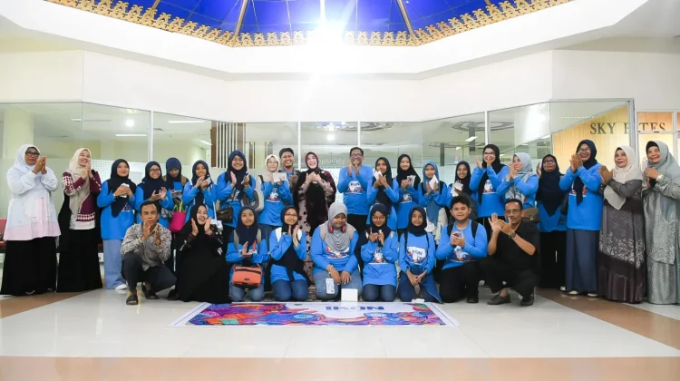 Pelajar Terbaik Banda Aceh Ikuti Program IKON Sampoerna