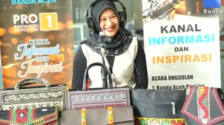 Kisah Sukses Laila Khasfiati, Owner Chasty Craft,