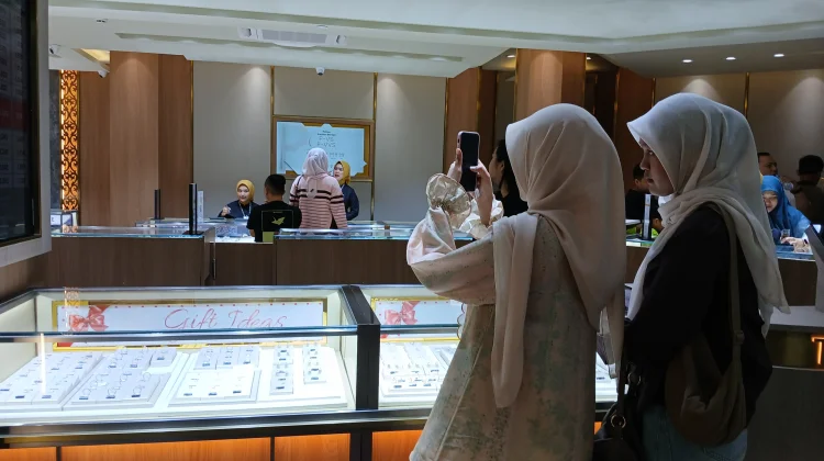 The Palace Jeweler Buka Gerai Perdana di Aceh, Tawarkan Diskon Emas hingga 50 Persen