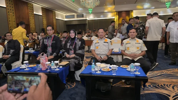 Wagub Fadhlullah Bahas Tata Kota dan Penguatan Daerah dalam Raker APEKSI 2026