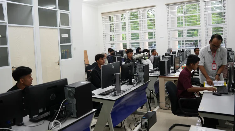 Sepuluh Peserta Disabilitas Ikuti UTBK-SNBT di USK