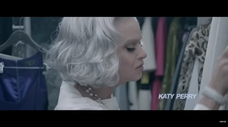 Katy Perry Rilis Mini Album Spesial