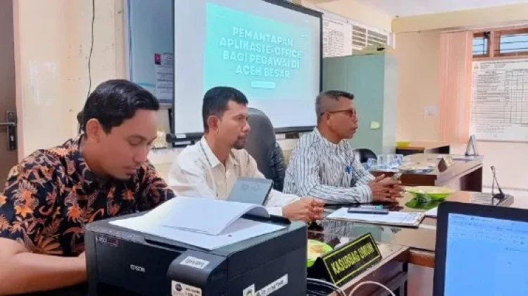 Kantor Camat Peukan Bada Tingkatkan Efisiensi Layanan Publik