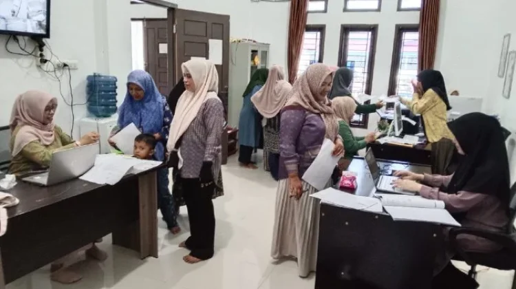 Warga Aceh Besar Antusias Daftar Bantuan Modal Usaha BMA