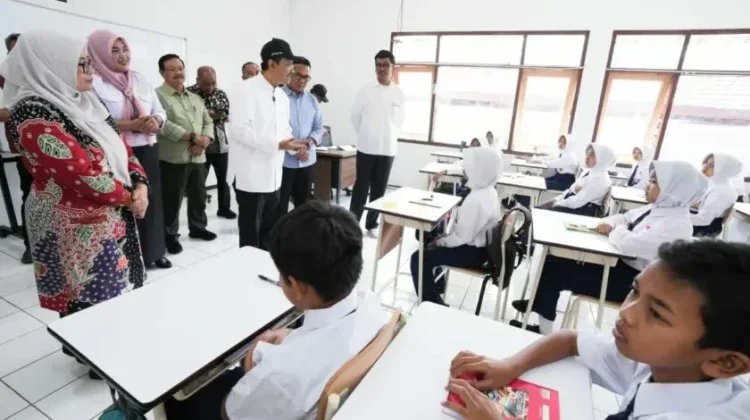 Mensos Targetkan Sekolah Rakyat Rampung Juli 2026
