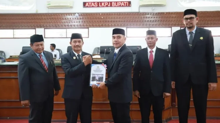 Wabup Aceh Besar Sampaikan Tanggapan Terkait LKPJ