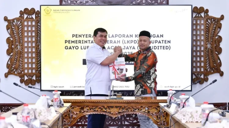 Pemkab Aceh Jaya Serahkan Laporan Keuangan pada BPK