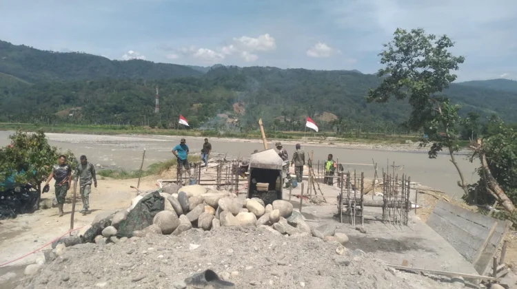 Jembatan Gantung Perintis Penghubung Dua Desa di Aceh Tenggara Mulai Dibangun