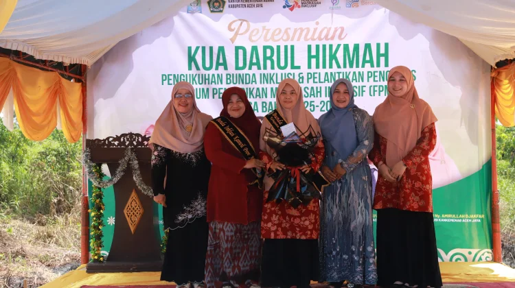 Kamaliah Resmi dilantik Jadi Bunda Inklusi Aceh Jaya