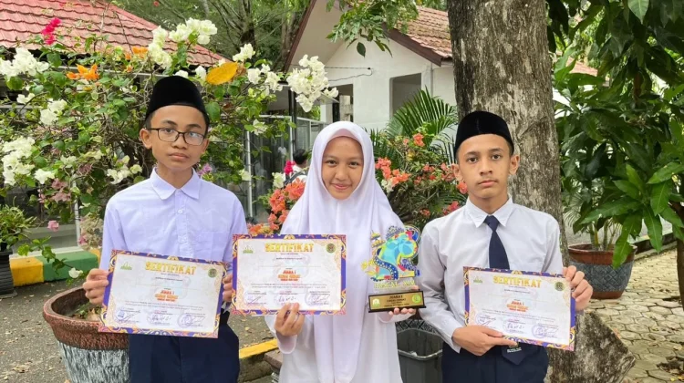 Pelajar MTs Darul Ulum Berhasil Raih Prestasi