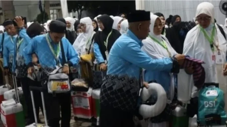 Kloter Perdana Embarkasi Aceh Bersiap menuju Madinah