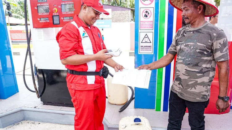 Nelayan di Aceh Selatan Kini Bisa Beli BBM di SPBUN