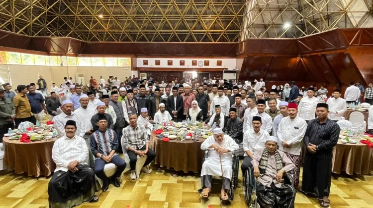 Mualem Gelar Silaturahmi Bersama Ulama, Perkuat Sinergi Umara dan Ulama Aceh