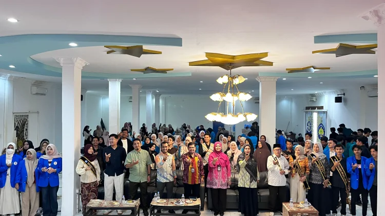Balai Bahasa Provinsi Aceh Latih 200 Pemuda Menulis Esai Akademik