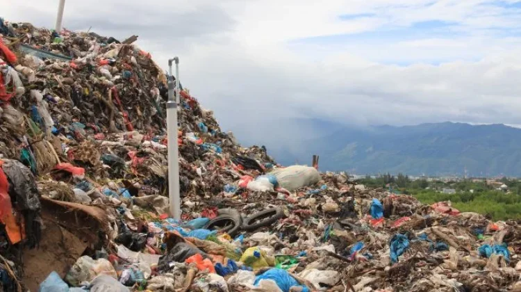 Banda Aceh Hadapi Ancaman Overload Sampah Domestik